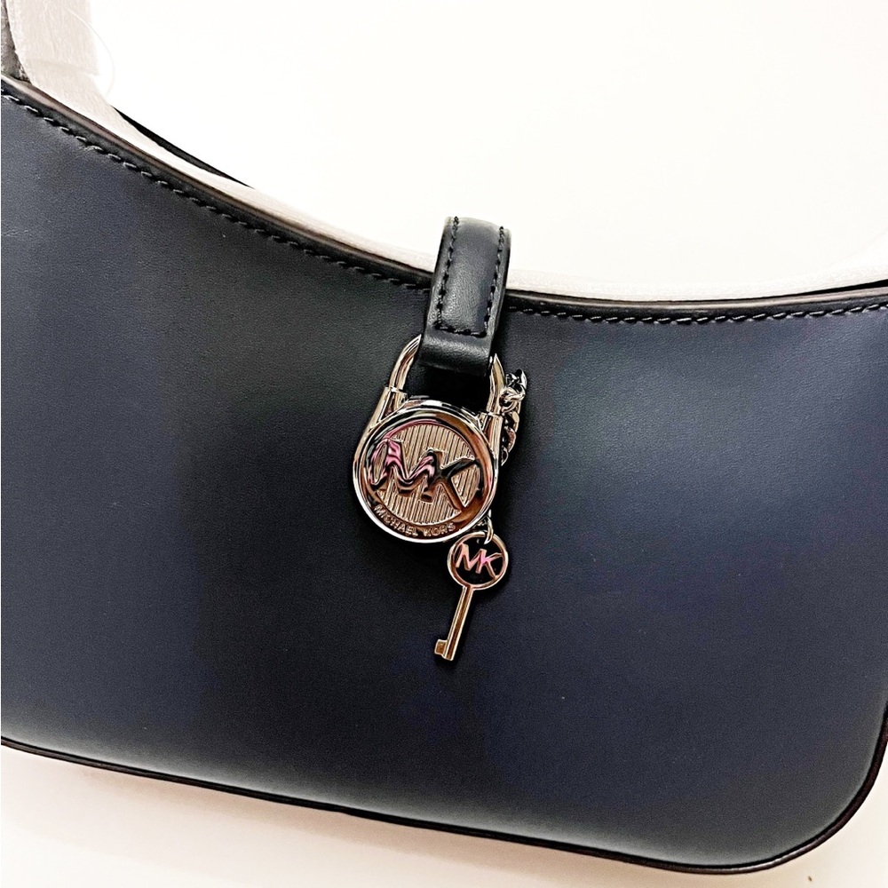 MICHAEL KORS •Lyra Small Pouchette NAVY🌟NWT - Picture 3 of 7